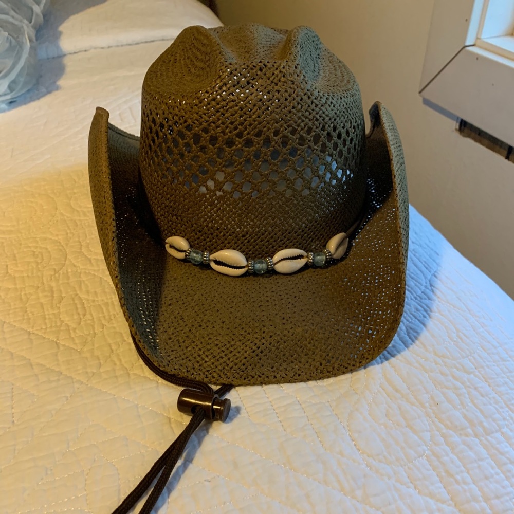 Hat cowgirl staple